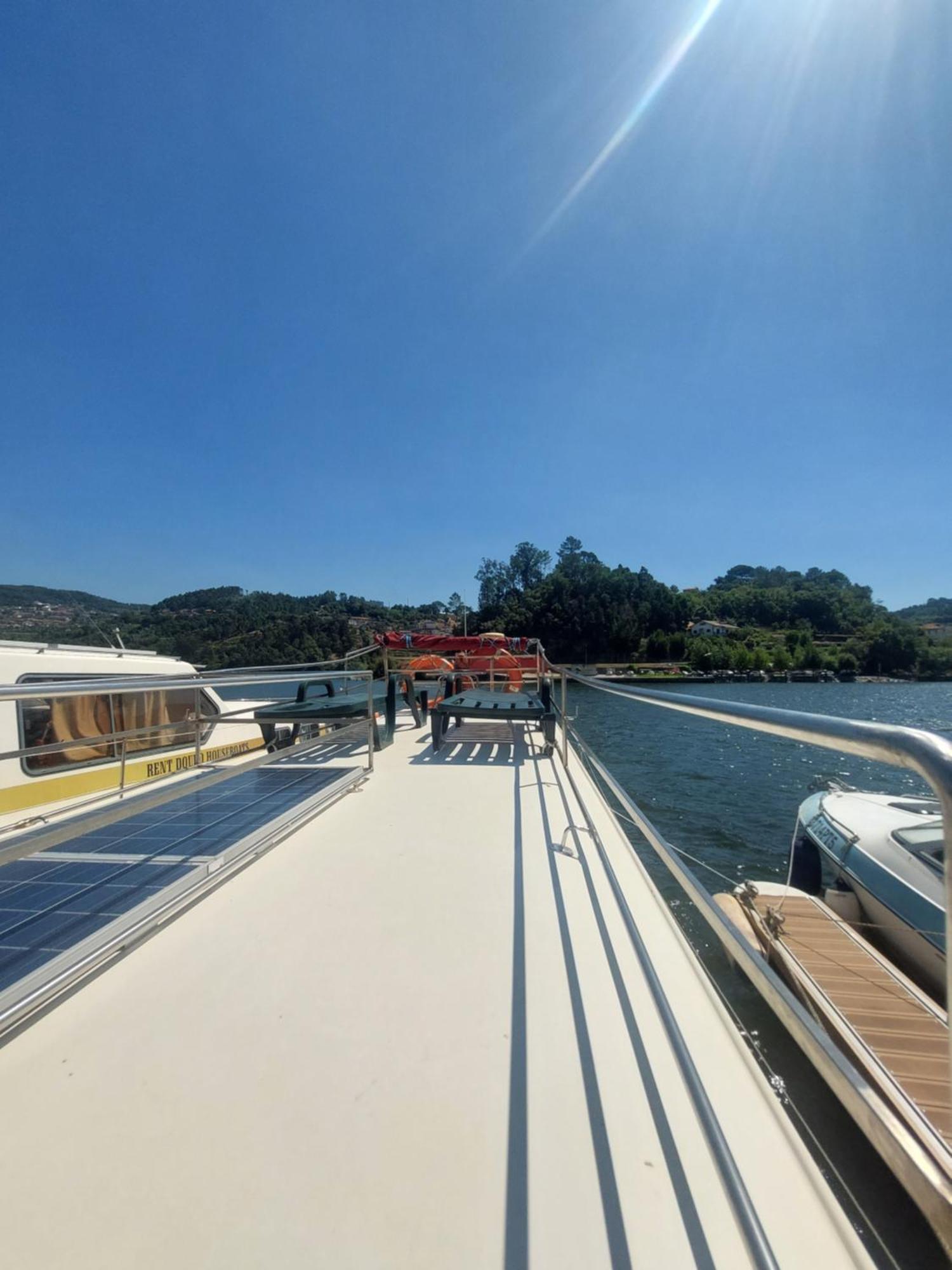 Hotel Douro Houseboats Marco de Canavezes Exterior foto